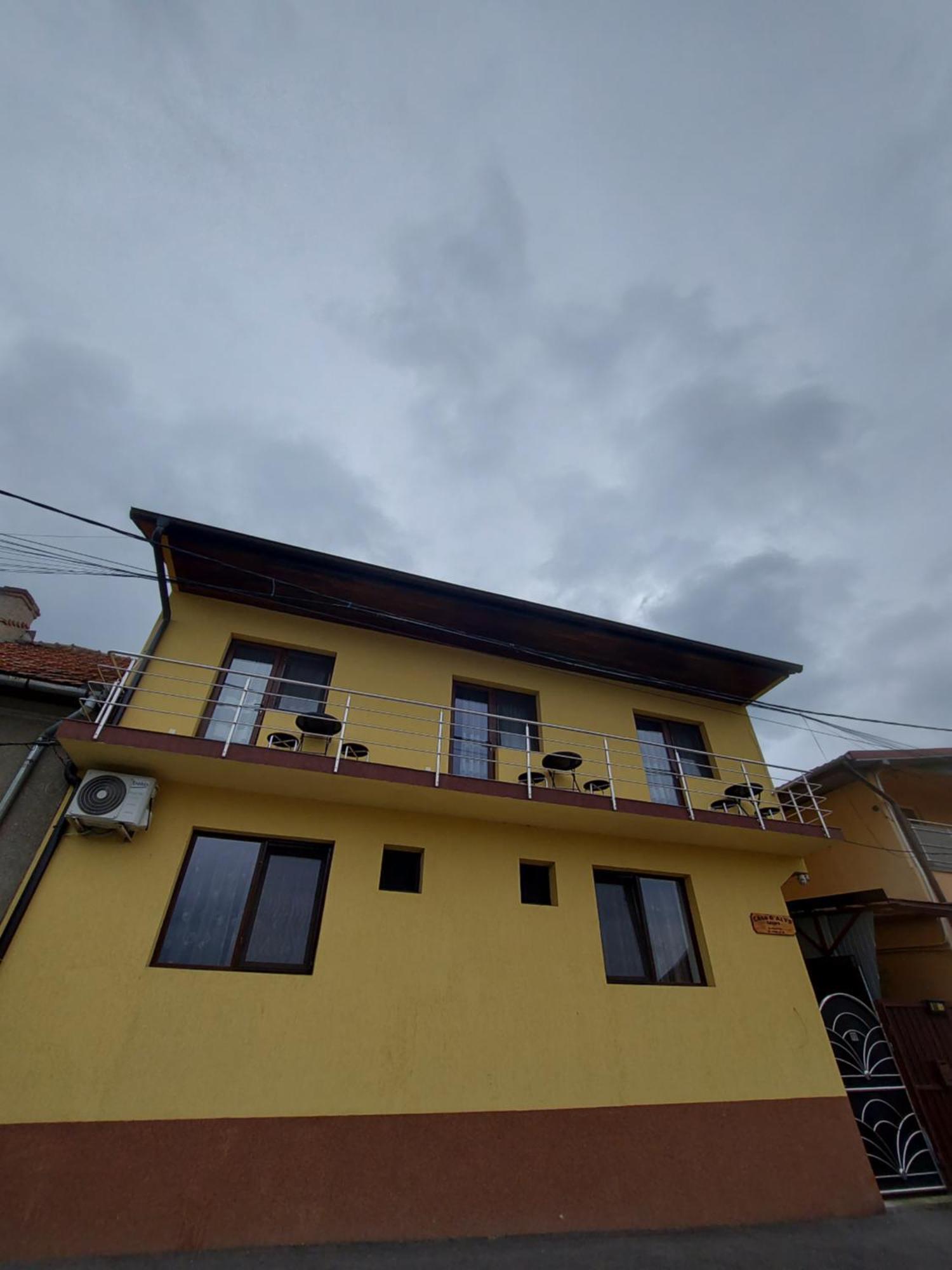 Casa Dalys Hotel Orsova Ngoại thất bức ảnh