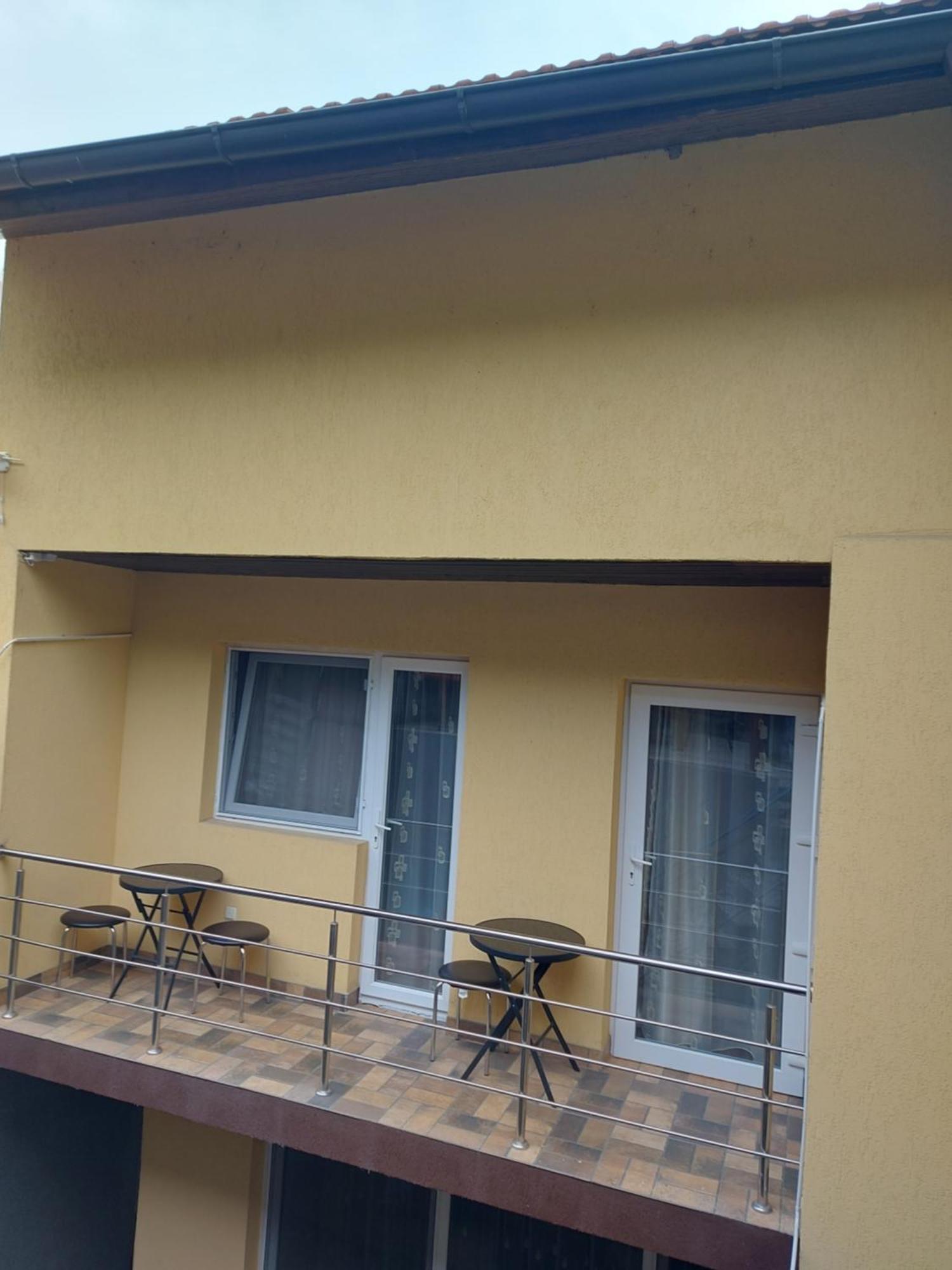 Casa Dalys Hotel Orsova Ngoại thất bức ảnh