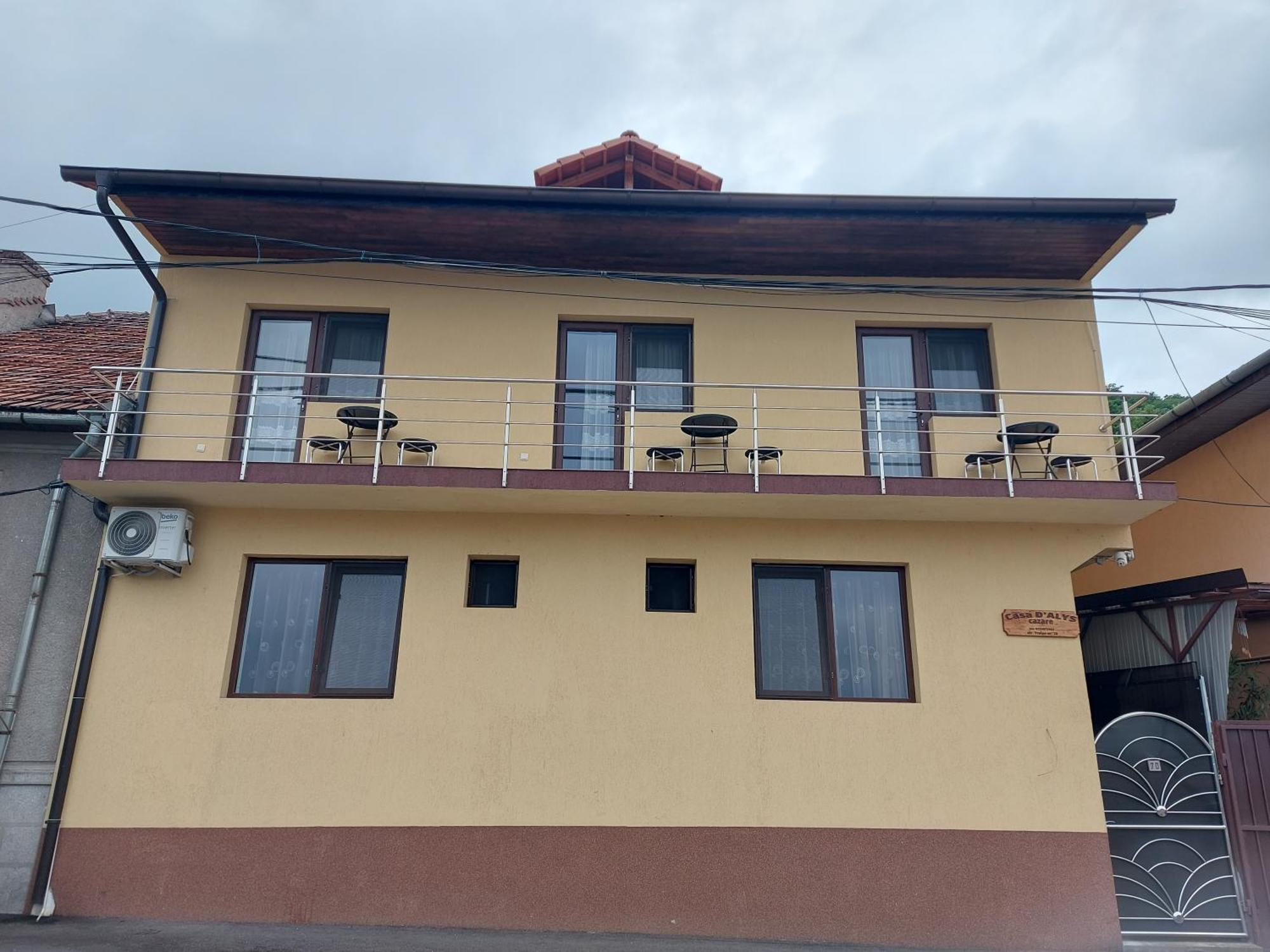 Casa Dalys Hotel Orsova Ngoại thất bức ảnh